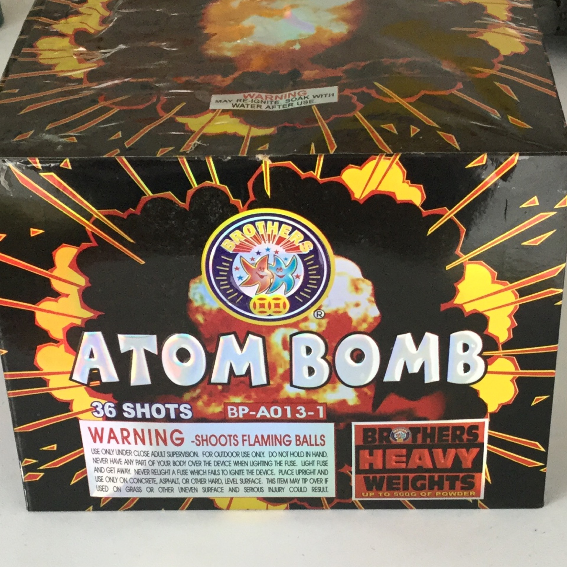 Atom Bomb - Skyline Fireworks